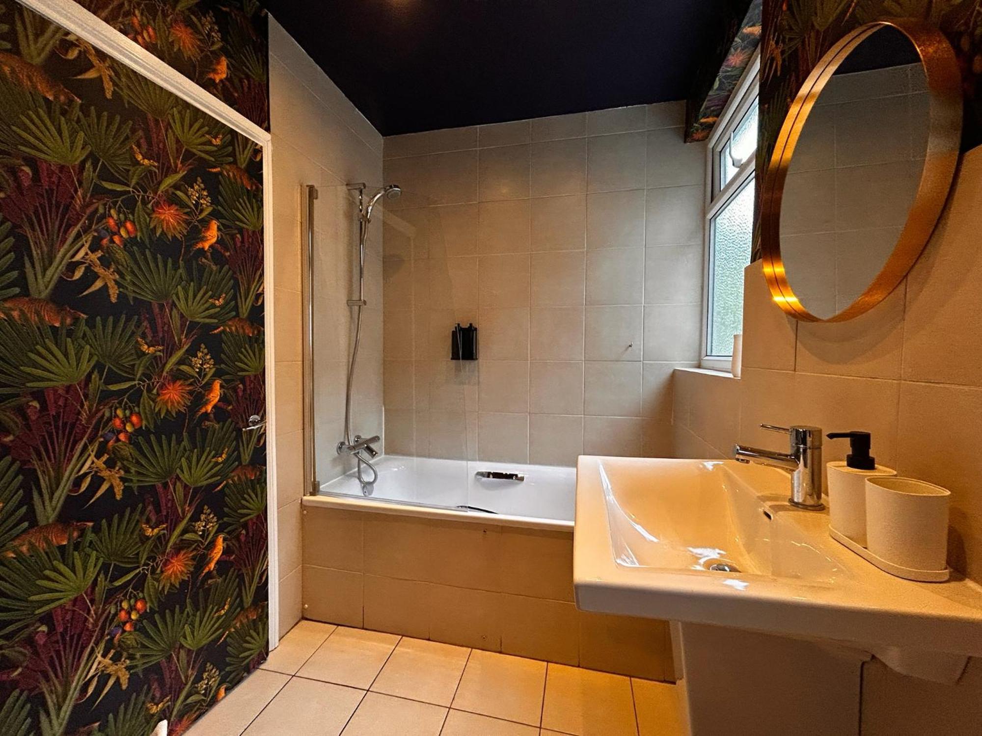 Rest Boutique Willesden Apartamento *